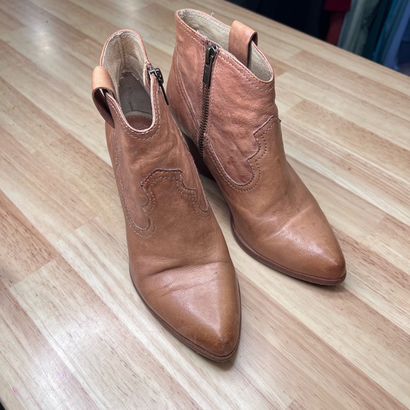 Frye Brown booties - Picture 4 of 4